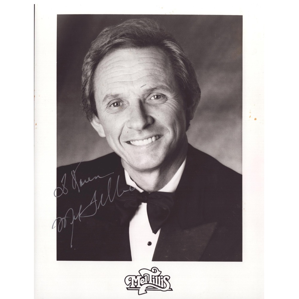Mel Tillis Signed Vintage 8x10 Black White Promotional Portrait Photo VG